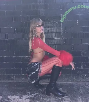 Victoria De Angelis / Maneskin bassist / vicdeangelis nude photo #0840