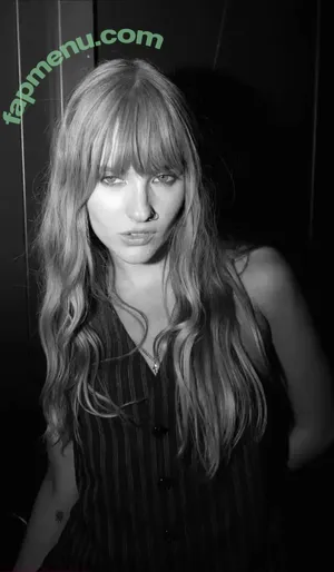 Victoria De Angelis / Maneskin bassist / vicdeangelis nude photo #0902