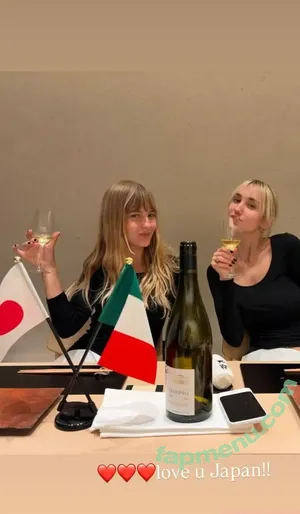 Victoria De Angelis / Maneskin bassist / vicdeangelis nude photo #0936