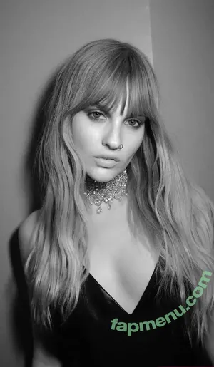 Victoria De Angelis / Maneskin bassist / vicdeangelis nude photo #0943