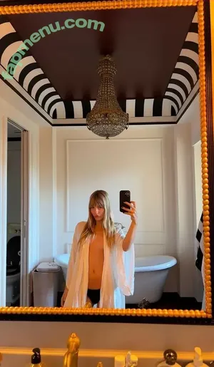 Victoria De Angelis / Maneskin bassist / vicdeangelis nude photo #0979