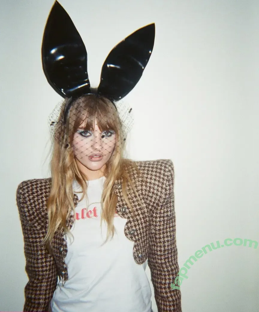 Victoria De Angelis nude photo #0636 (Maneskin bassist / vicdeangelis)