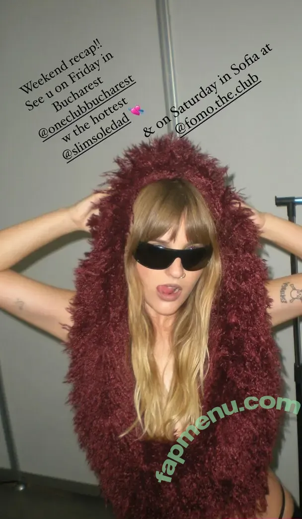 Victoria De Angelis nude photo #0710 (Maneskin bassist / vicdeangelis)
