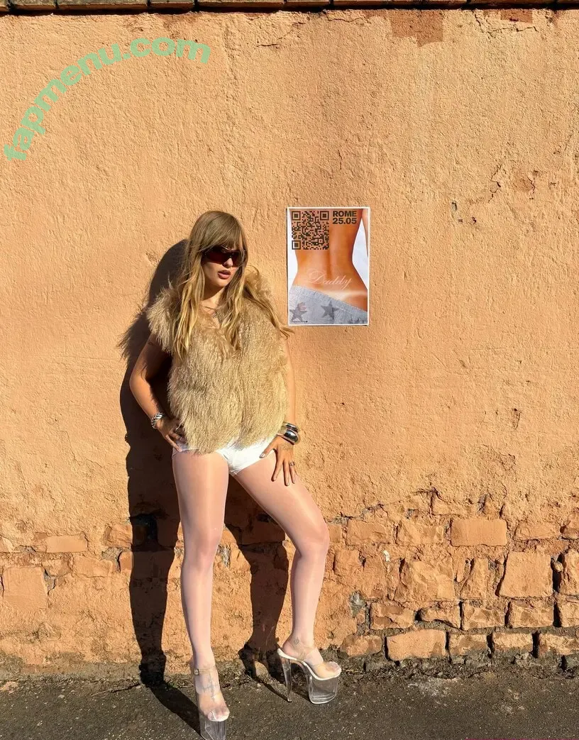 Victoria De Angelis nude photo #0729 (Maneskin bassist / vicdeangelis)