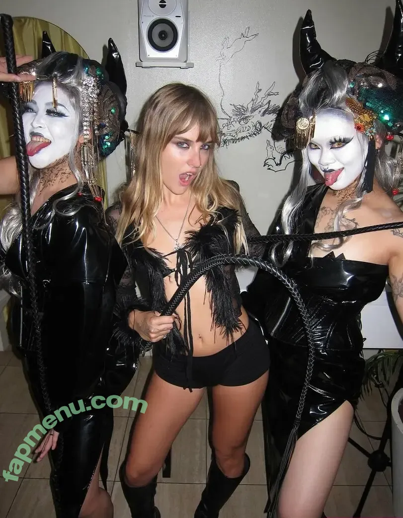 Victoria De Angelis nude photo #0917 (Maneskin bassist / vicdeangelis)