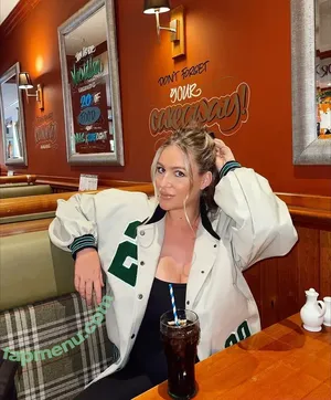 Victoria Hearn / victoriahearn nude photo #0023