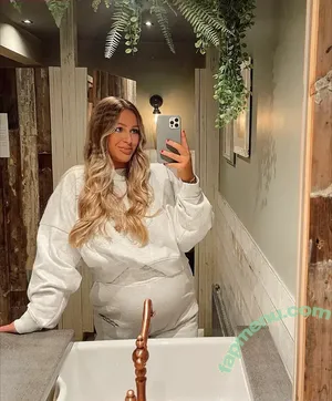 Victoria Hearn / victoriahearn nude photo #0046