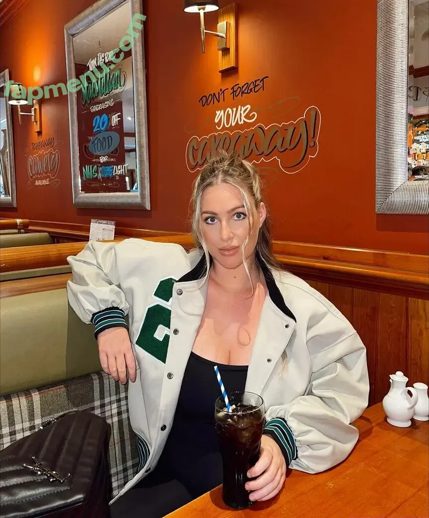 Victoria Hearn nude photo #0025 (victoriahearn)