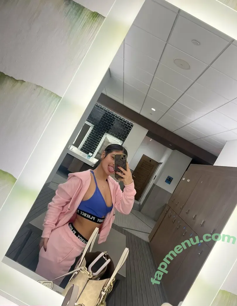 Victoria.Jaimess nude photo #0036 (tsvictoriajames / vibew.victoria)