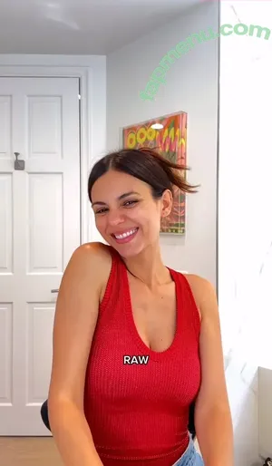 Victoria Justice / victoriajustice nude photo #0784