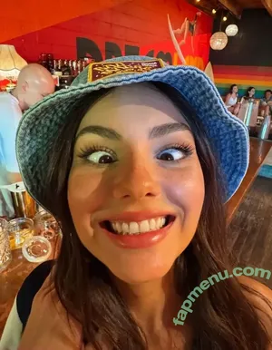 Victoria Justice / victoriajustice nude photo #0949