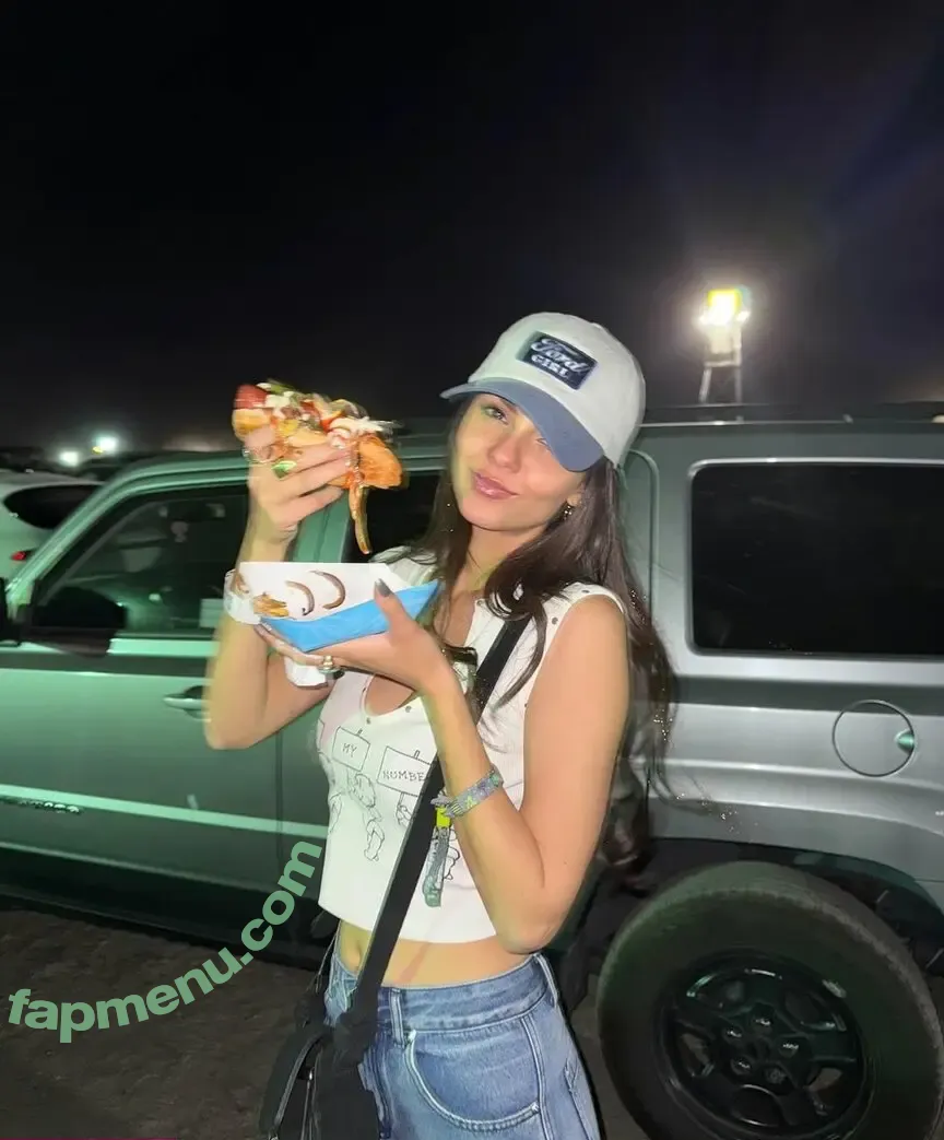 Victoria Justice nude photo #0726 (victoriajustice)