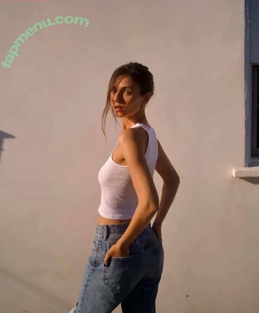 Victoria Justice nude photo #0742 (victoriajustice)