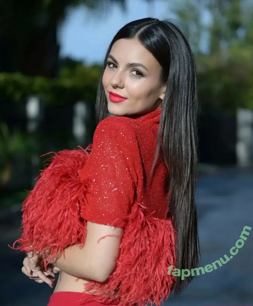 Victoria Justice nude photo #0756 (victoriajustice)
