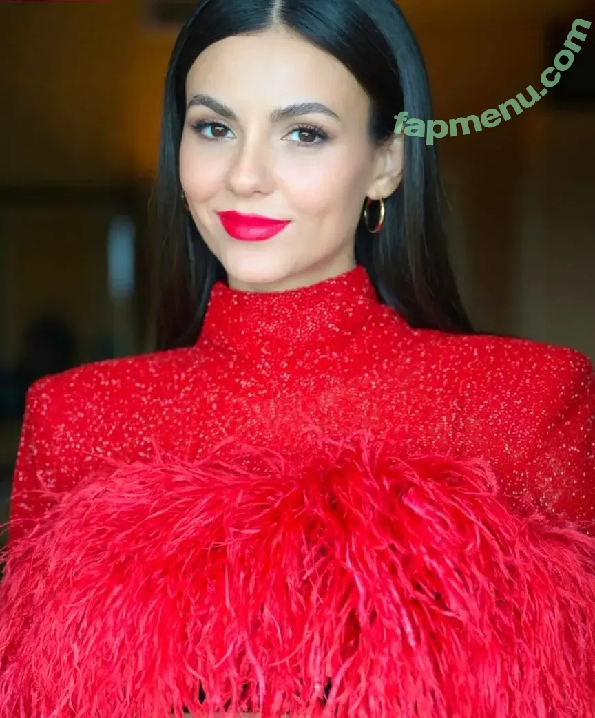 Victoria Justice nude photo #0758 (victoriajustice)
