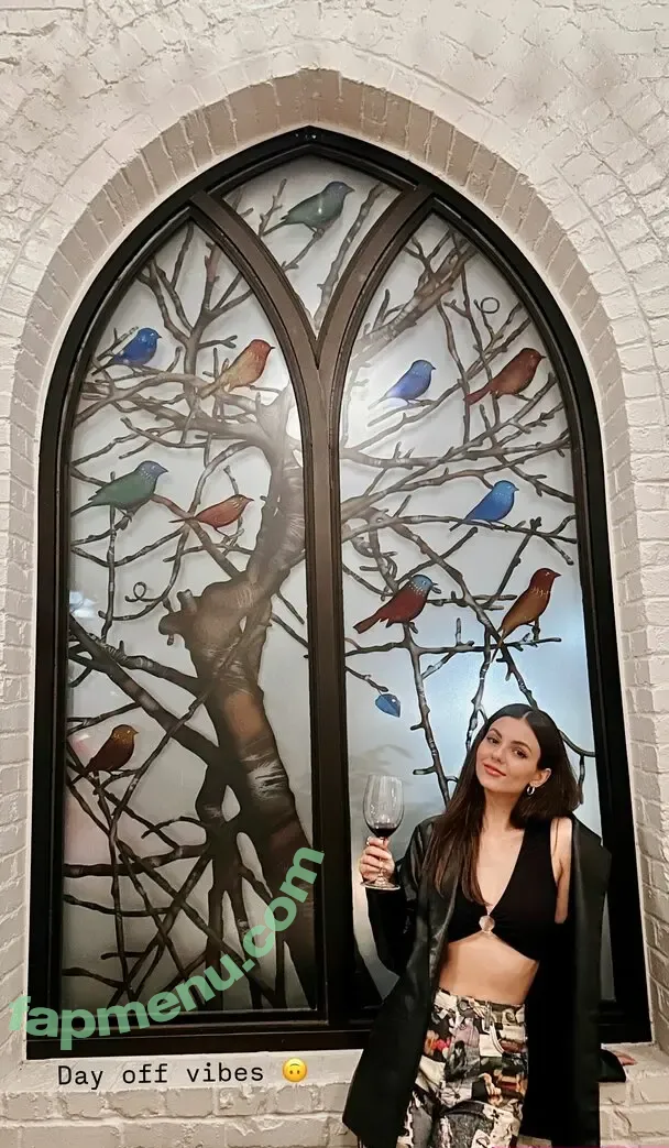 Victoria Justice nude photo #0861 (victoriajustice)