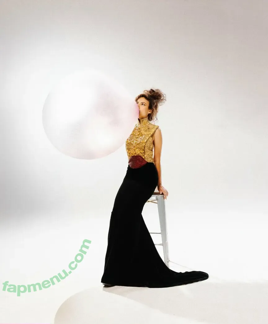 Victoria Justice nude photo #0875 (victoriajustice)