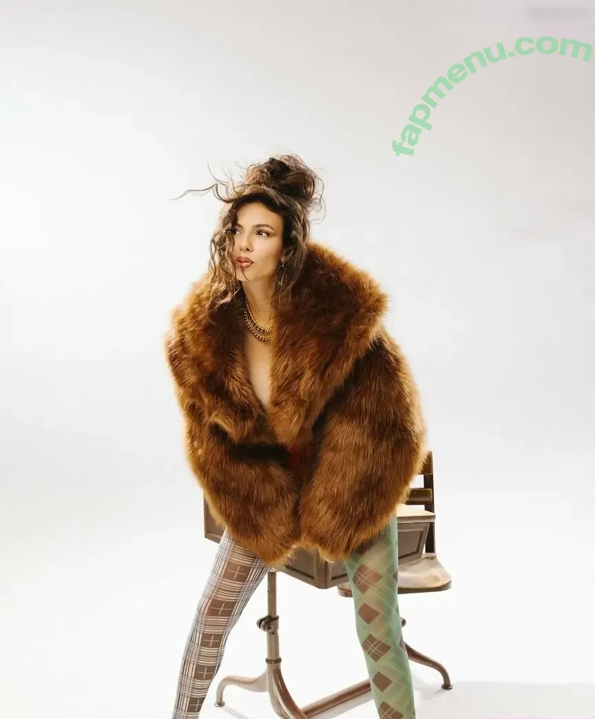 Victoria Justice nude photo #0893 (victoriajustice)