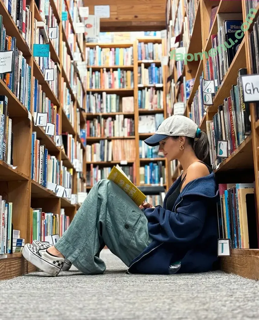 Victoria Justice nude photo #0922 (victoriajustice)