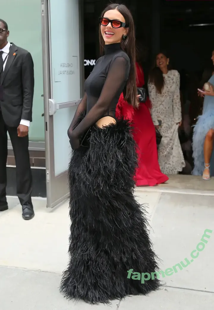 Victoria Justice nude photo #0994 (victoriajustice)
