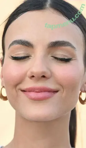 Victoria Justice / victoriajustice nude photo #1143