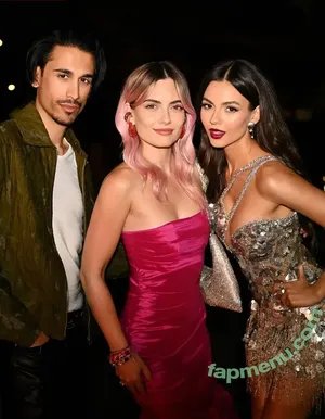 Victoria Justice / victoriajustice nude photo #1146