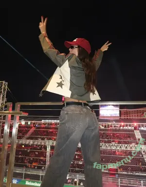 Victoria Justice / victoriajustice nude photo #1406