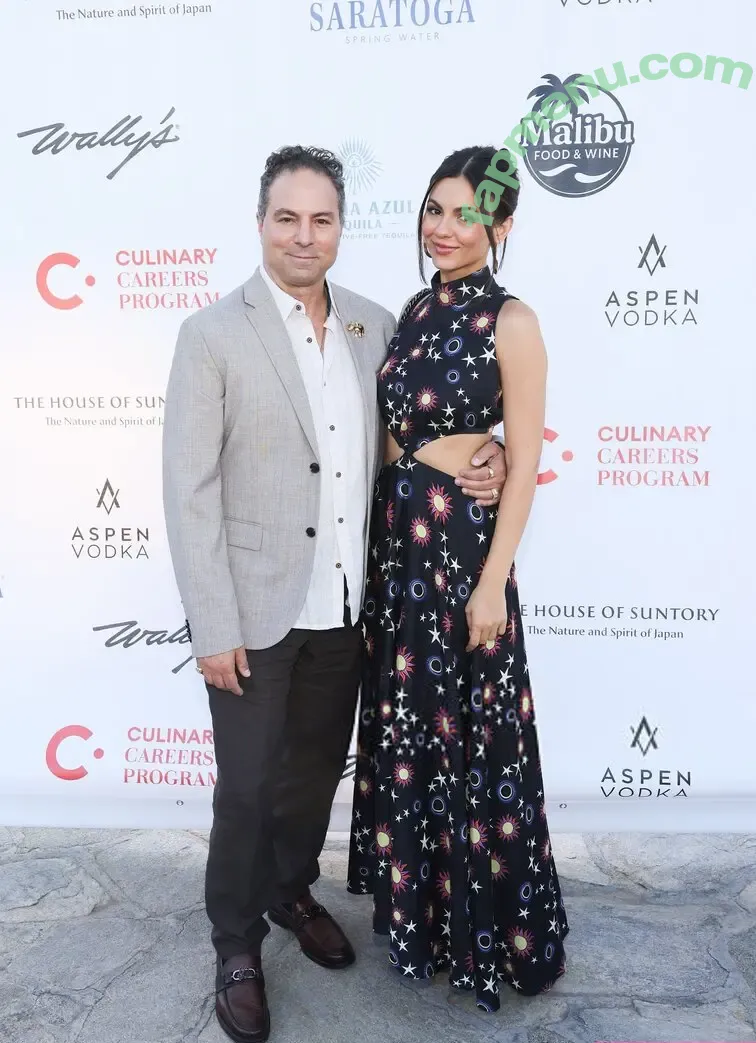 Victoria Justice nude photo #1006 (victoriajustice)