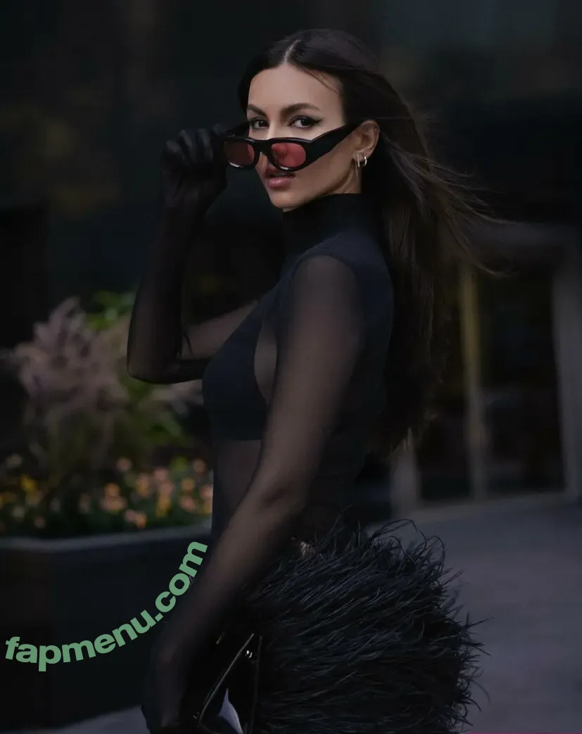 Victoria Justice nude photo #1027 (victoriajustice)
