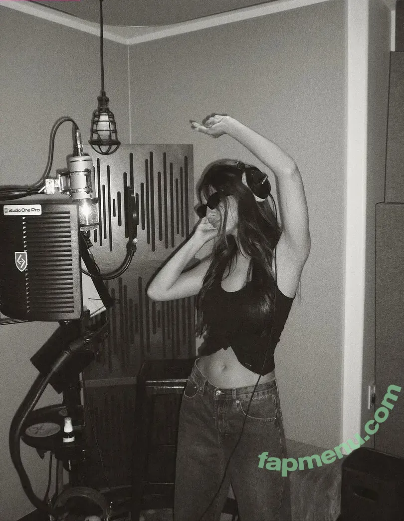 Victoria Justice nude photo #1058 (victoriajustice)