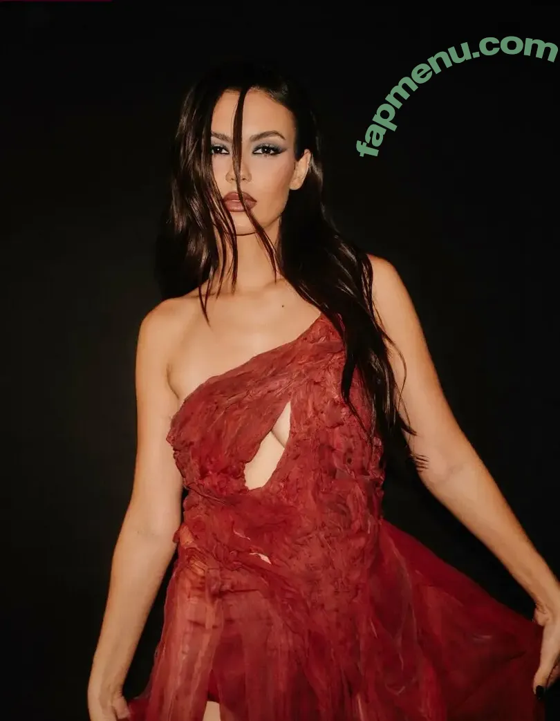 Victoria Justice nude photo #1116 (victoriajustice)
