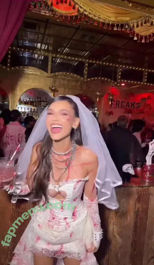 Victoria Justice nude photo #1217 (victoriajustice)