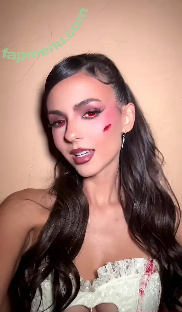 Victoria Justice nude photo #1257 (victoriajustice)