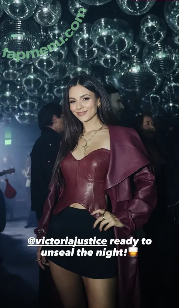 Victoria Justice nude photo #1292 (victoriajustice)