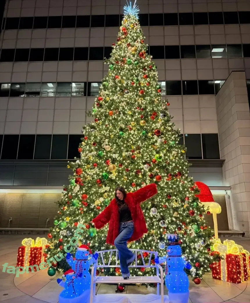 Victoria Justice nude photo #1613 (victoriajustice)