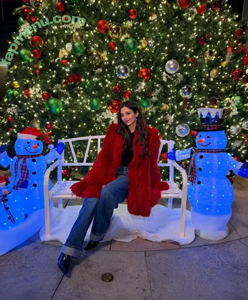 Victoria Justice nude photo #1614 (victoriajustice)