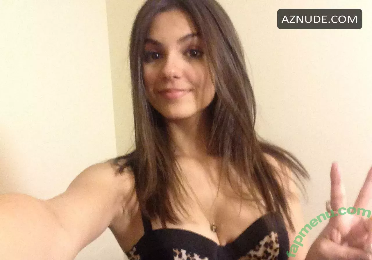 Victoria Justice nude photo #4033 (victoriajustice)