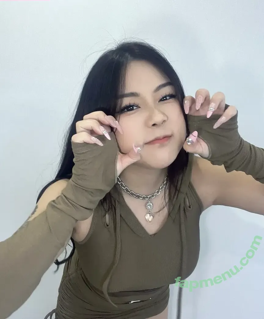 Victoria Kim nude photo #0002 (Victoria Kim)