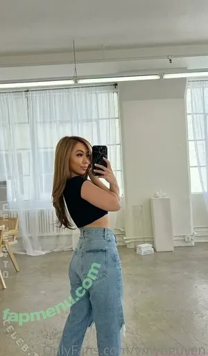 Victoria Nguyen / Vmynguyen / victoriamynguyen nude photo #0194