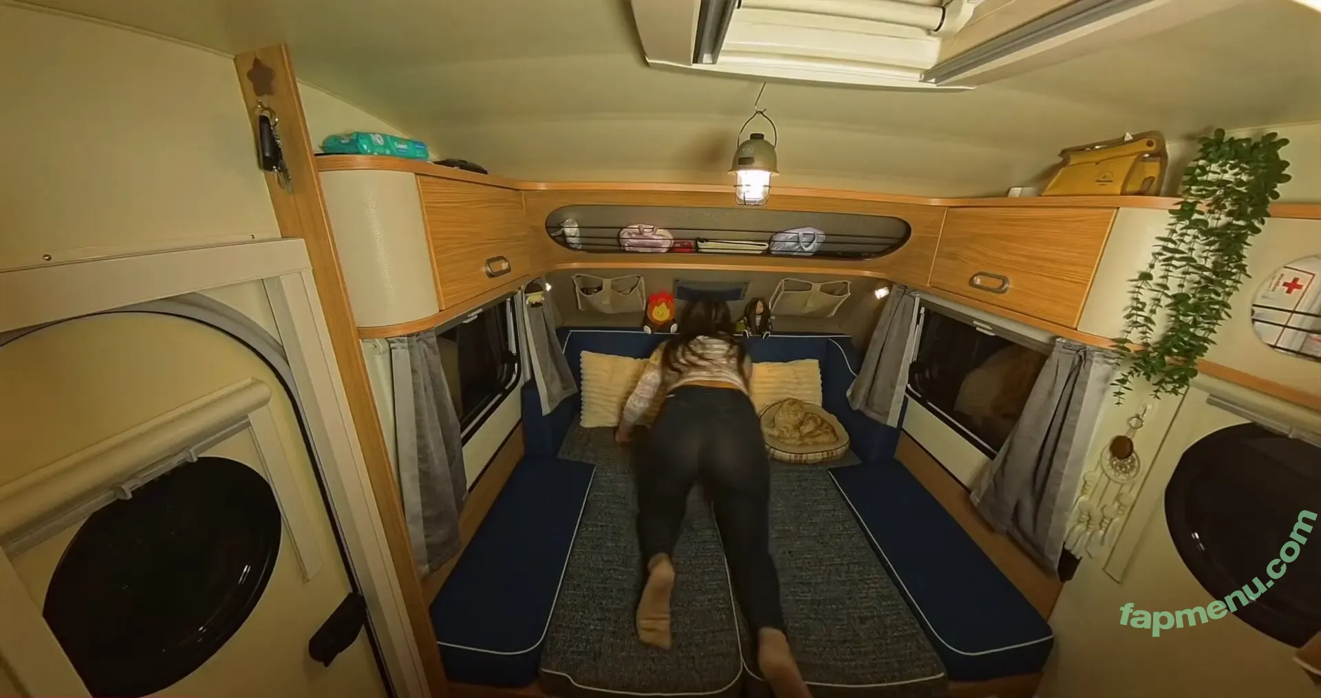 Victoria.Outside nude photo #0051 (Victoria.Outside)