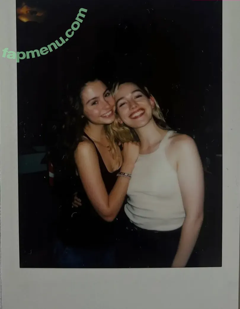 Victoria Pedretti nude photo #0313 (VictoriPedretti / then0t0ri0usvip)