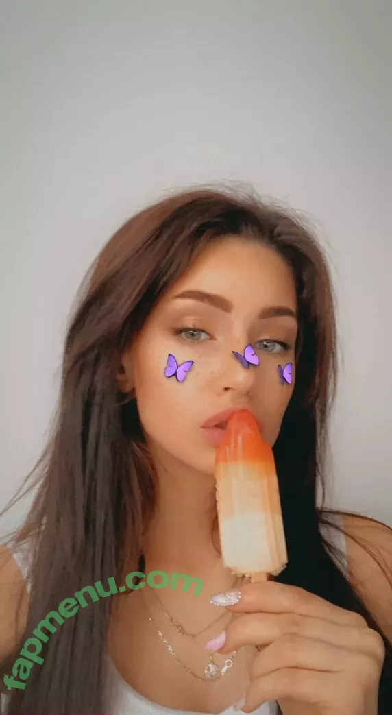 Victoria Rose nude photo #0011 (Rosalia Victoria / Victoria_Rose / rosalia0222 / torierobot)