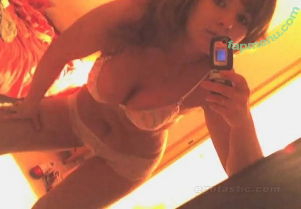 Victoria Santos nude photo #0075 (vickysantosoficial / victoria6868)