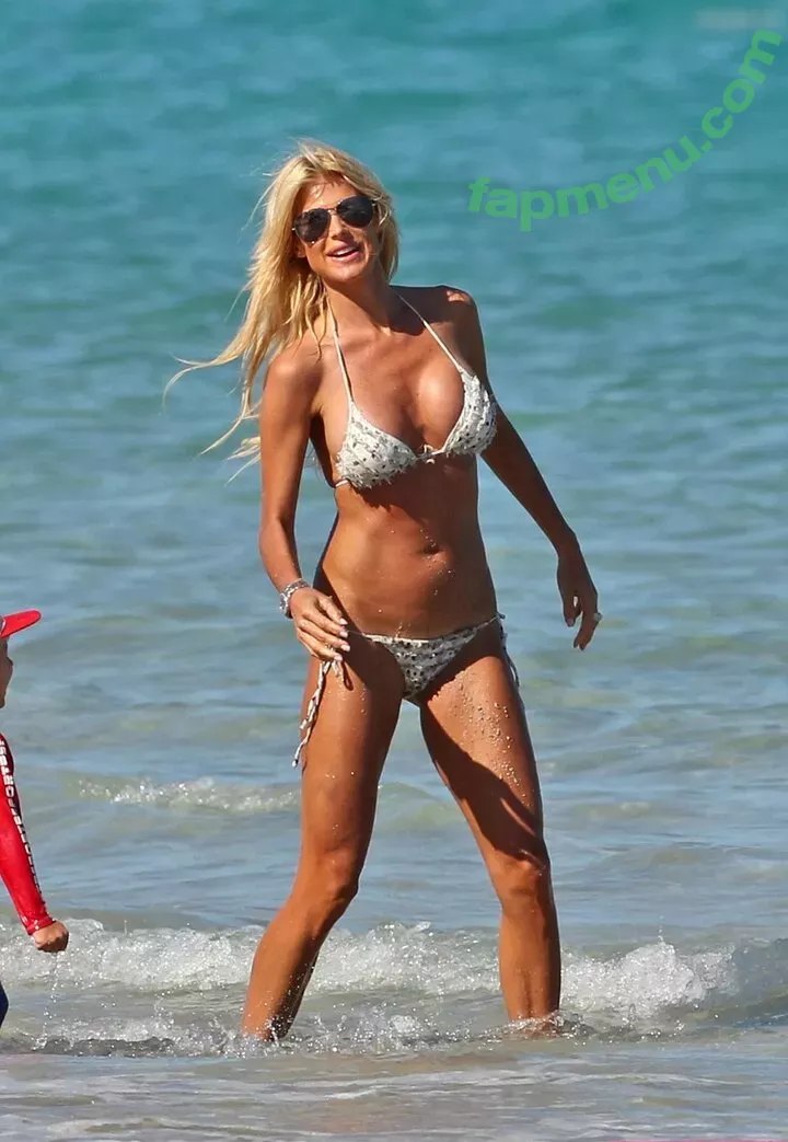 Victoria Silvstedt nude photo #0633 (vicsilvstedt / victoriasilvstedt)