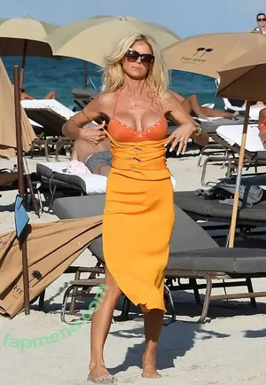 Victoria Silvstedt / vicsilvstedt / victoriasilvstedt nude photo #1121