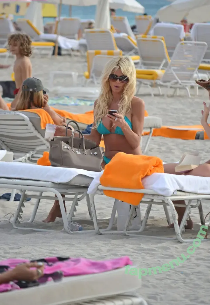 Victoria Silvstedt nude photo #1036 (vicsilvstedt / victoriasilvstedt)