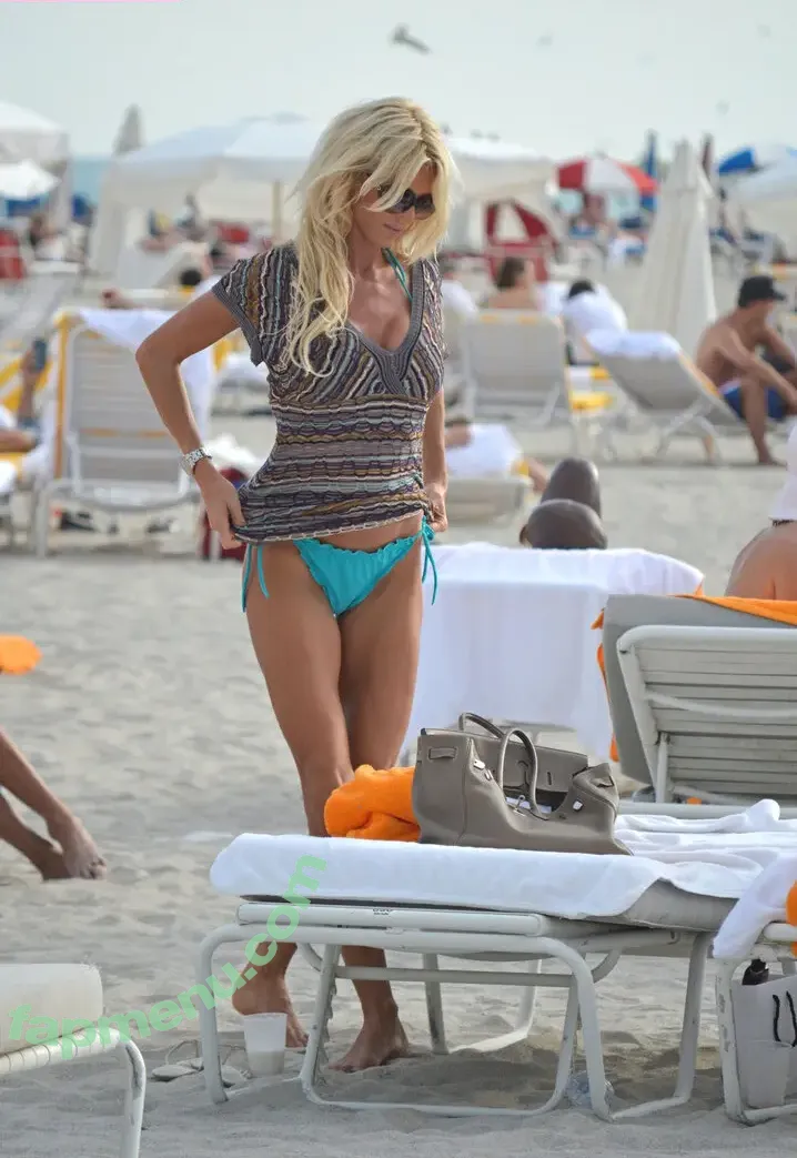 Victoria Silvstedt nude photo #1043 (vicsilvstedt / victoriasilvstedt)