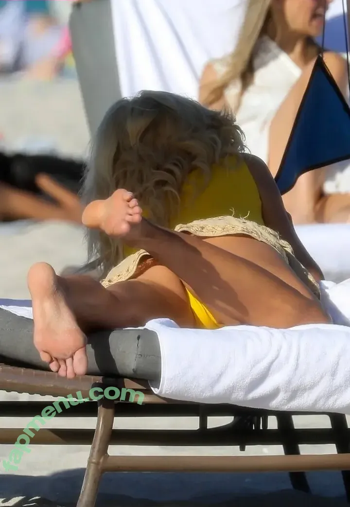 Victoria Silvstedt nude photo #1065 (vicsilvstedt / victoriasilvstedt)
