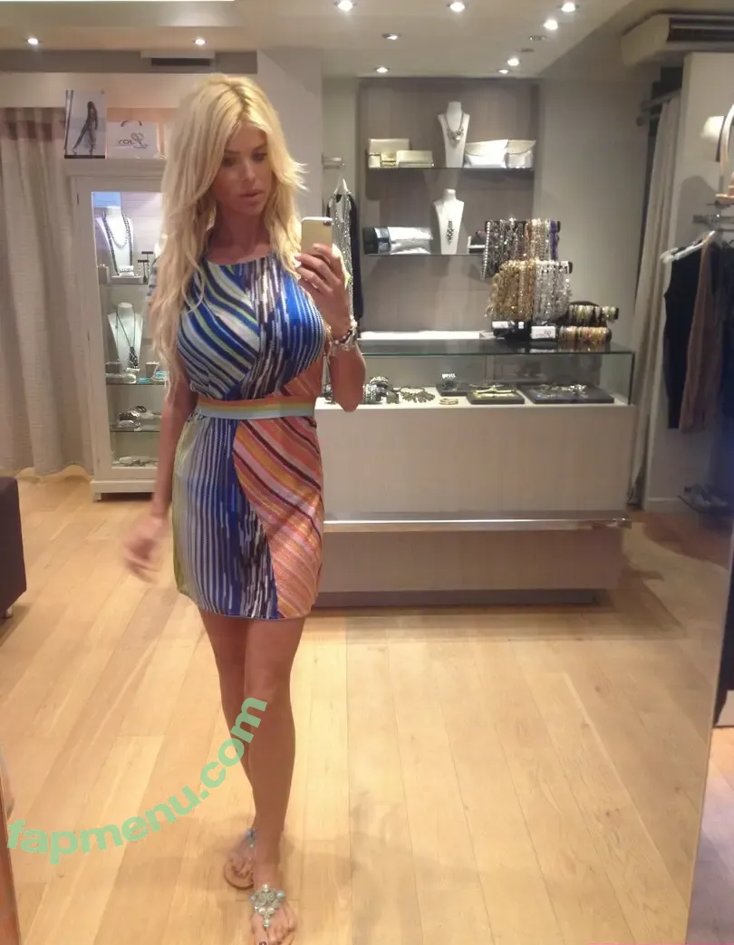 Victoria Silvstedt nude photo #1312 (vicsilvstedt / victoriasilvstedt)