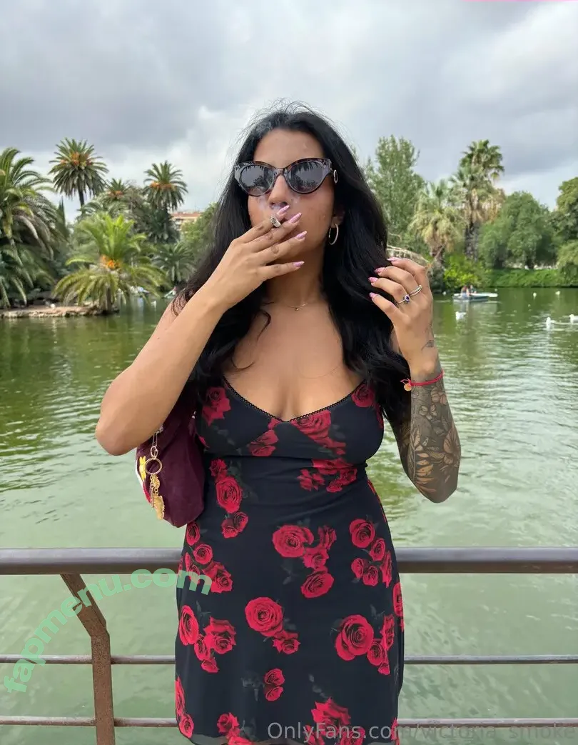 victoria_smoke nude photo #0006 (reel)